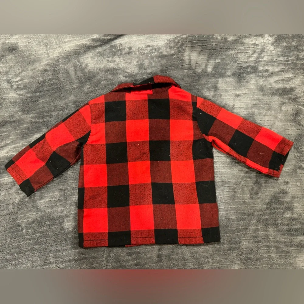 Old Navy 6-12M flannel pajama set